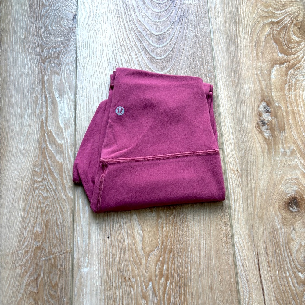 Women’s Lululemon leggings